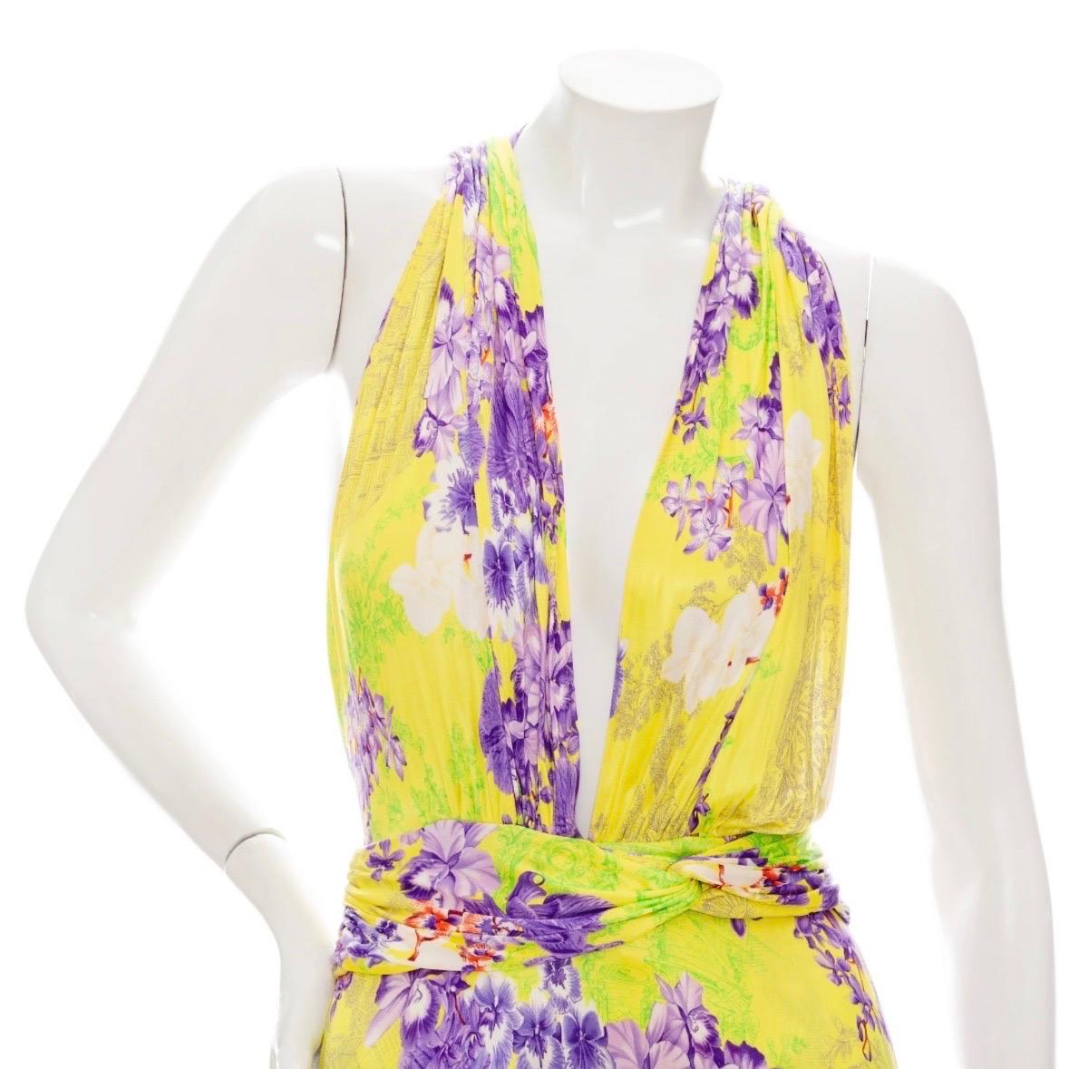 Women's Versace 2004 Yellow Slinky Floral-Print Halter Dress For Sale