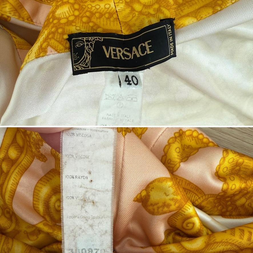 VERSACE 2005 Vintage Runway Barockes Wickelkleid mit Gürtel im Angebot 8