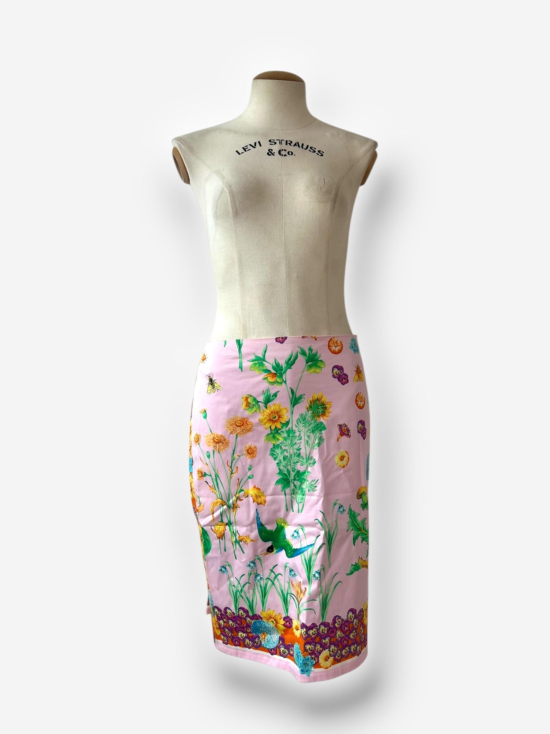 

A vibrant two-piece from Gianni Versace’s celebrated Spring/Summer 2006 collection, this silk-blend ensemble features a strapless corset bustier and coordinating pencil skirt. Shown in a  yellow dress on Maggie Q at the 8th Annual Costume