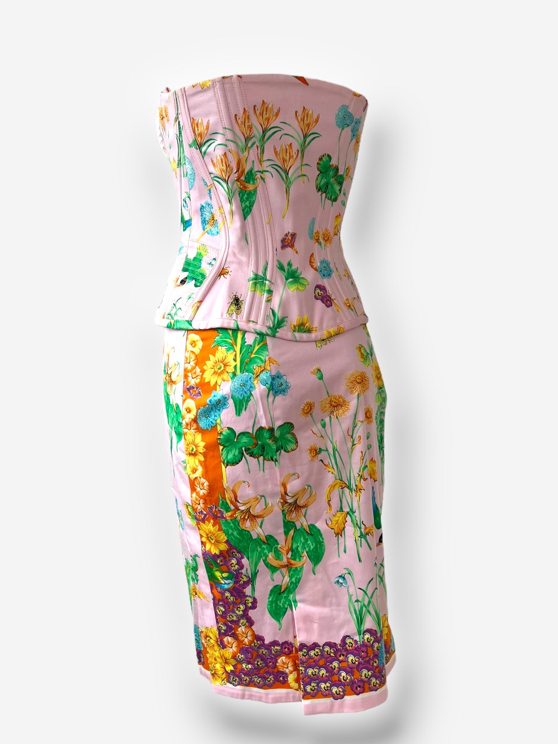 Versace 2006 S/S floral print bustier and skirt ensemble For Sale 1