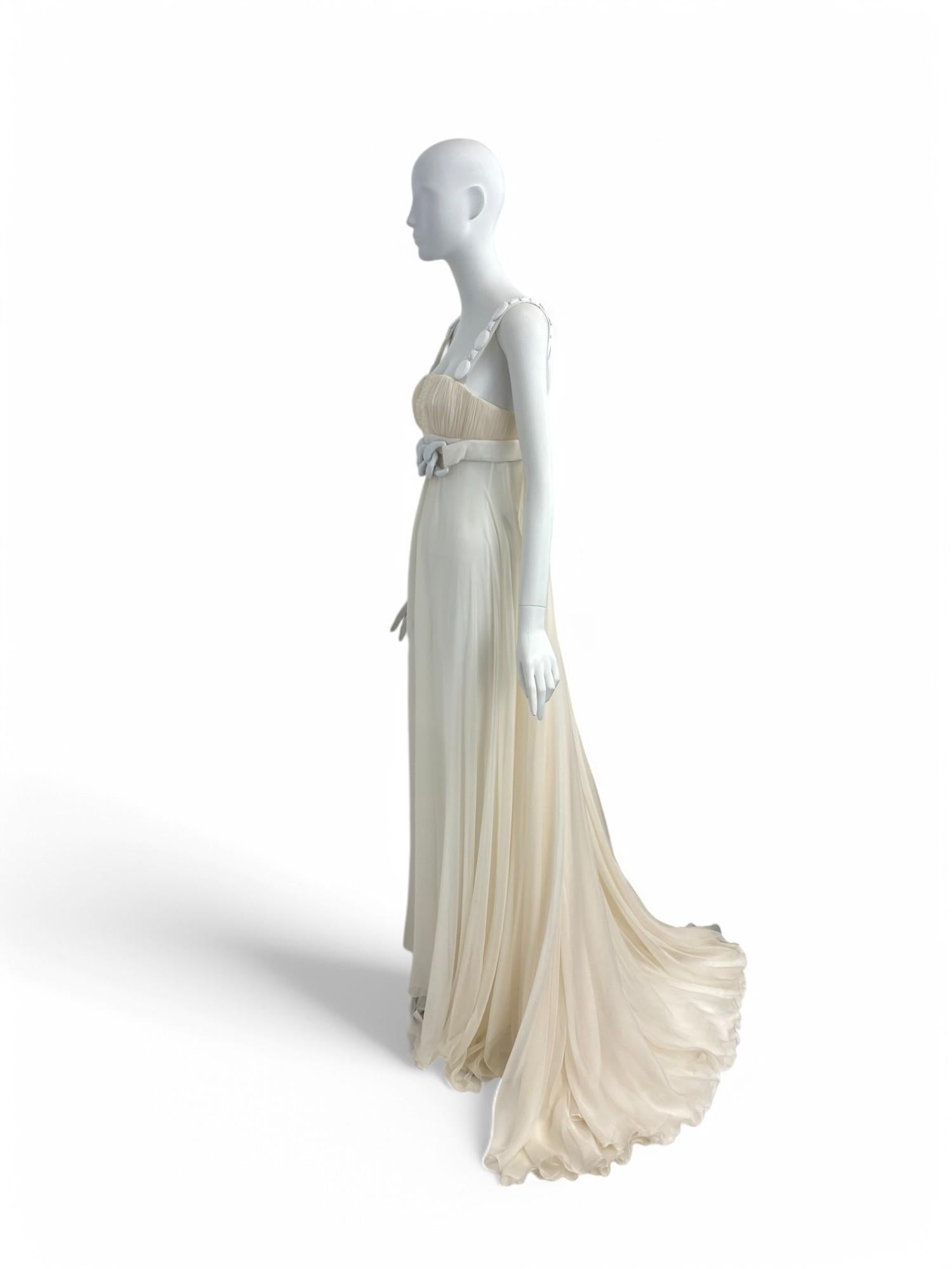 Versace F/W 2007 Finale Look Silk Goddess Evening Gown IT 38, NWT For Sale 5