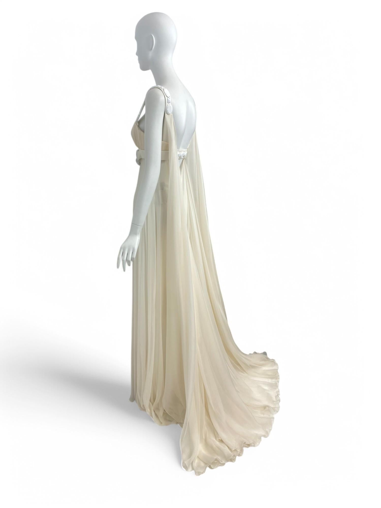 Versace F/W 2007 Finale Look Silk Goddess Evening Gown IT 38, NWT For Sale 4