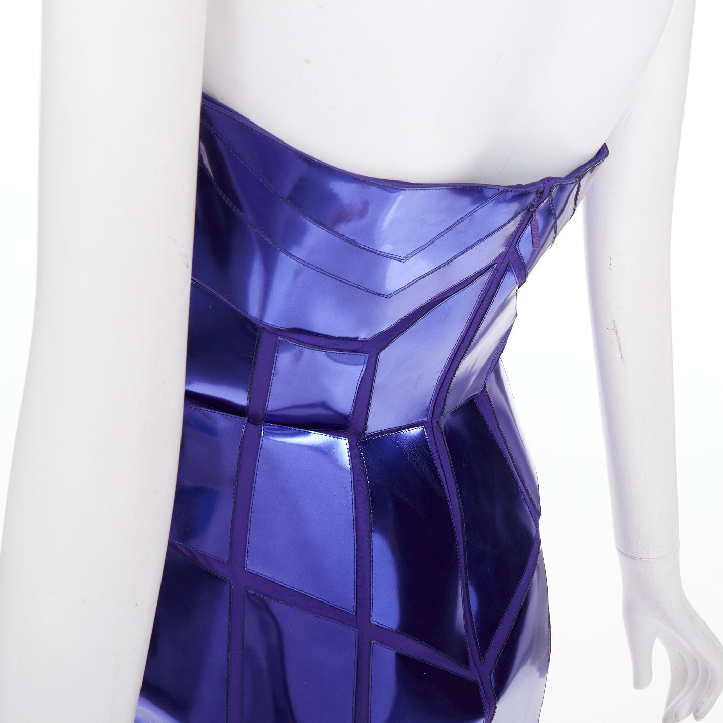VERSACE 2010 Abito a corsetto in pelle di seta metallizzata blu-viola IT38 XS in vendita 3