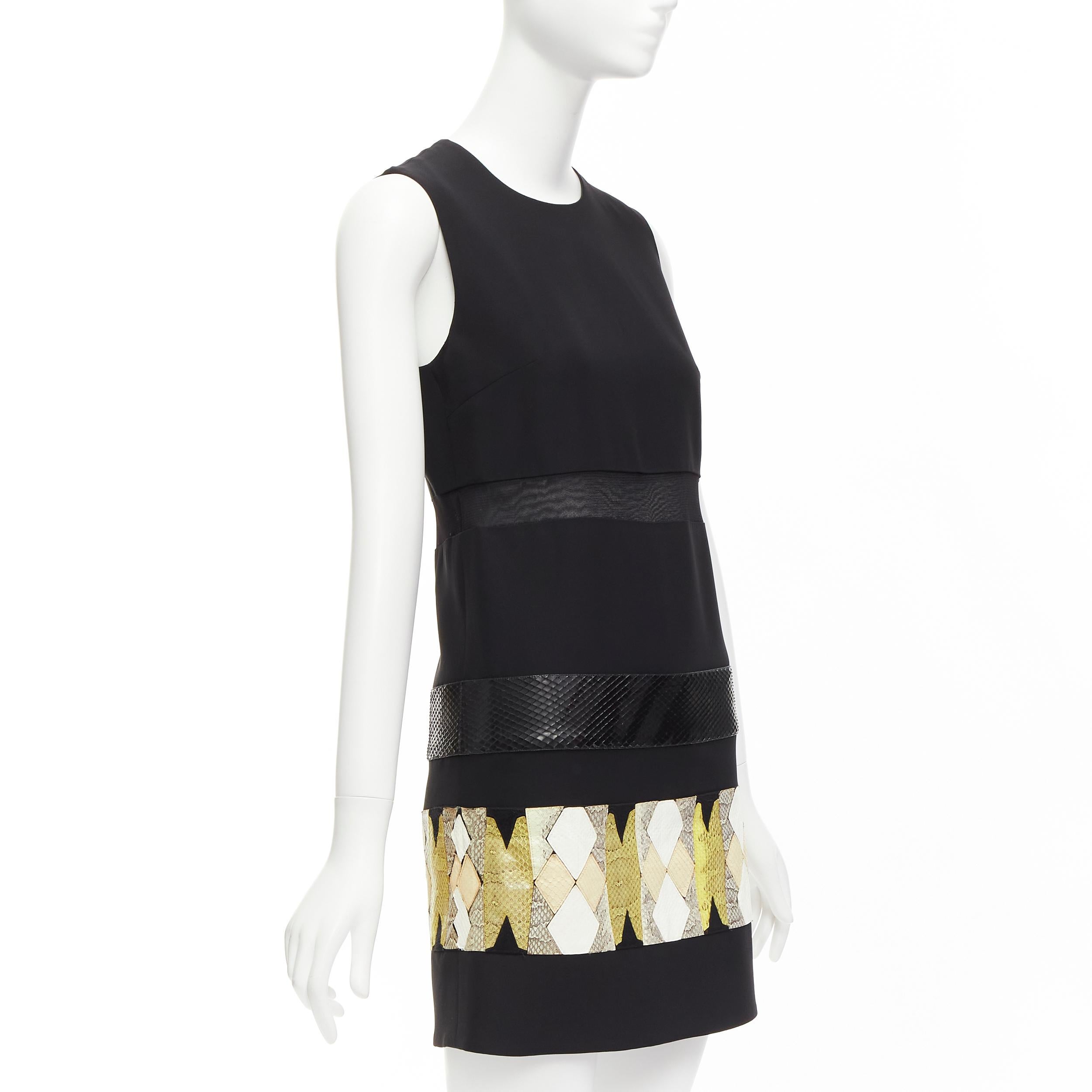 VERSACE 2014 black scaled leather patchwork sheer panel mod mini shift dress In Good Condition For Sale In Hong Kong, NT