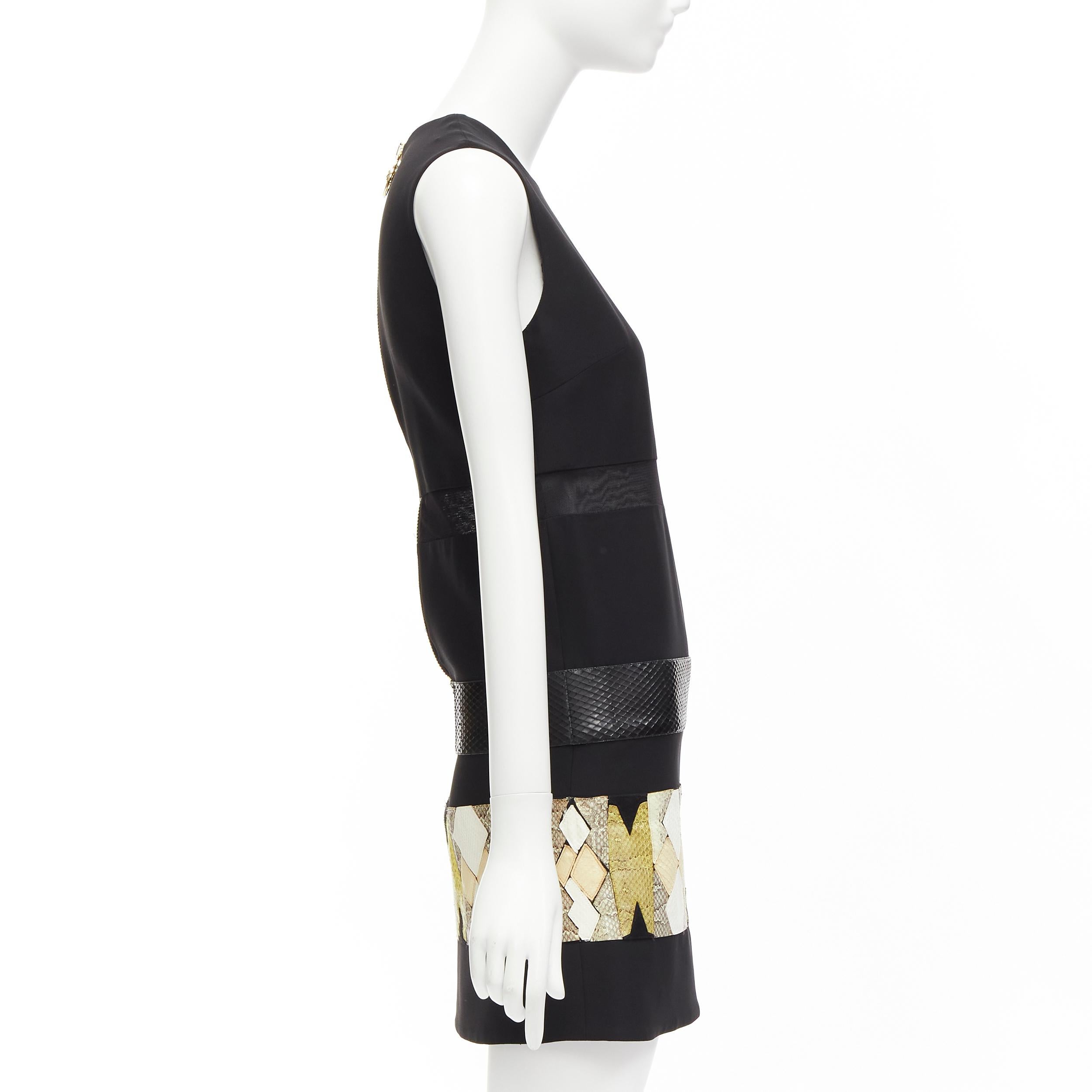 VERSACE 2014 negro patchwork de cuero escamado panel transparente mod mini vestido de turno en Bueno estado para la venta en Hong Kong, NT