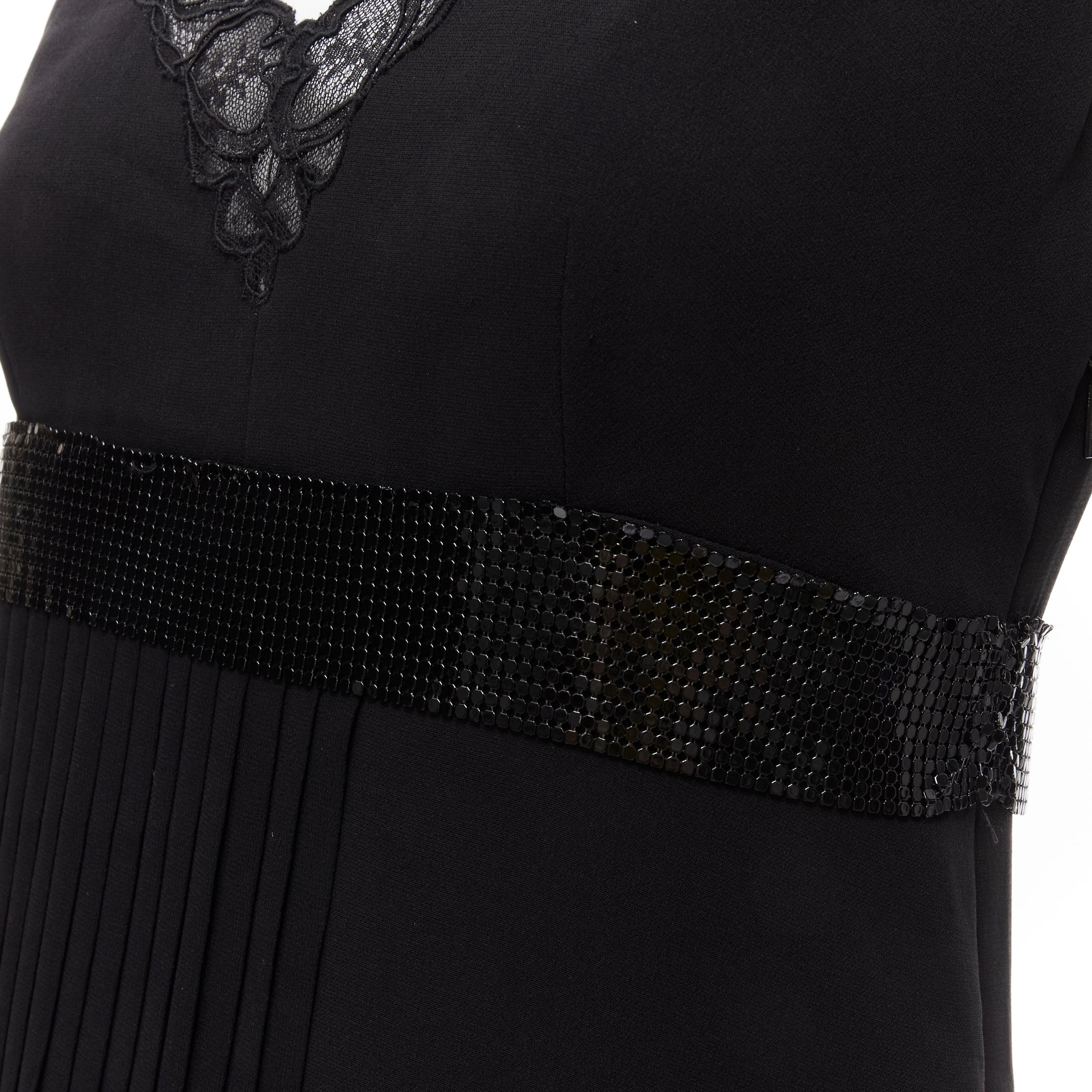 VERSACE 2015 black silk lace V-neck chainmail trim pleated mini dress IT40 S
Reference: TGAS/D00315
Brand: Versace
Designer: Donatella Versace
Collection: 2015
Material: Silk
Color: Black
Pattern: Solid
Closure: Zip
Lining: Black Silk
Extra Details: