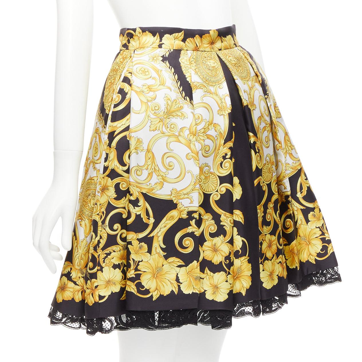 VERSACE 2018 100% silk Barocco Hibiscus print lace trimmed flared skirt IT36 XS In Excellent Condition For Sale In Hong Kong, NT
