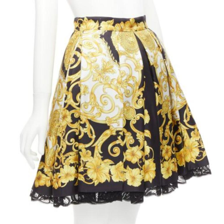 Beige VERSACE 2018 100% silk Barocco Hibiscus print lace trimmed flared skirt IT36 XS For Sale