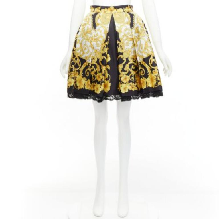VERSACE 2018 100% silk Barocco Hibiscus print lace trimmed flared skirt IT36 XS For Sale 4