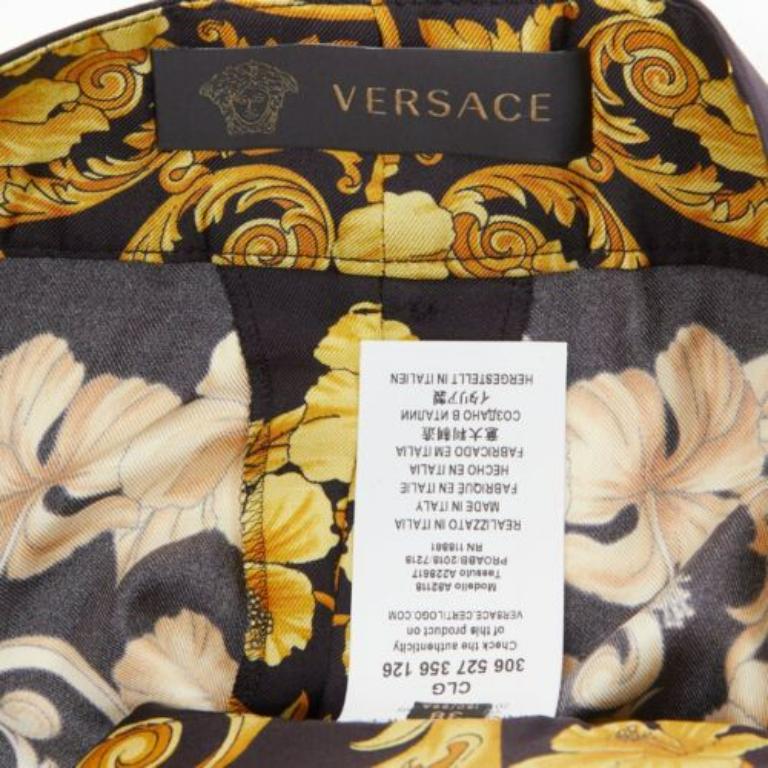 VERSACE 2018 Tribute 100% silk Barocco Hibiscus print high waist shorts IT38 XS For Sale 3