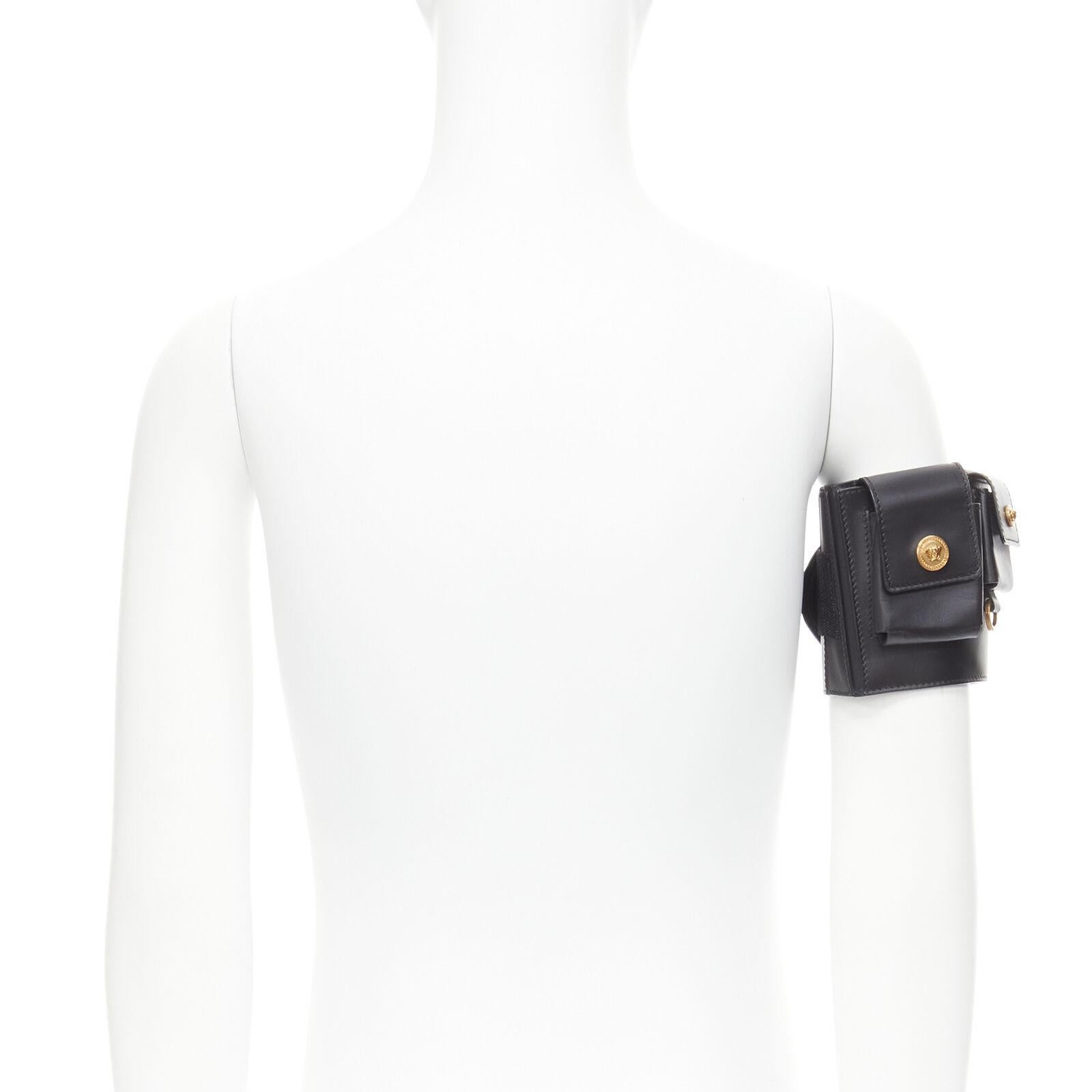 De las mujeres VERSACE 2019 Pasarela negro oro Medusa multibolsillo arnés bolso de brazo Raro en venta