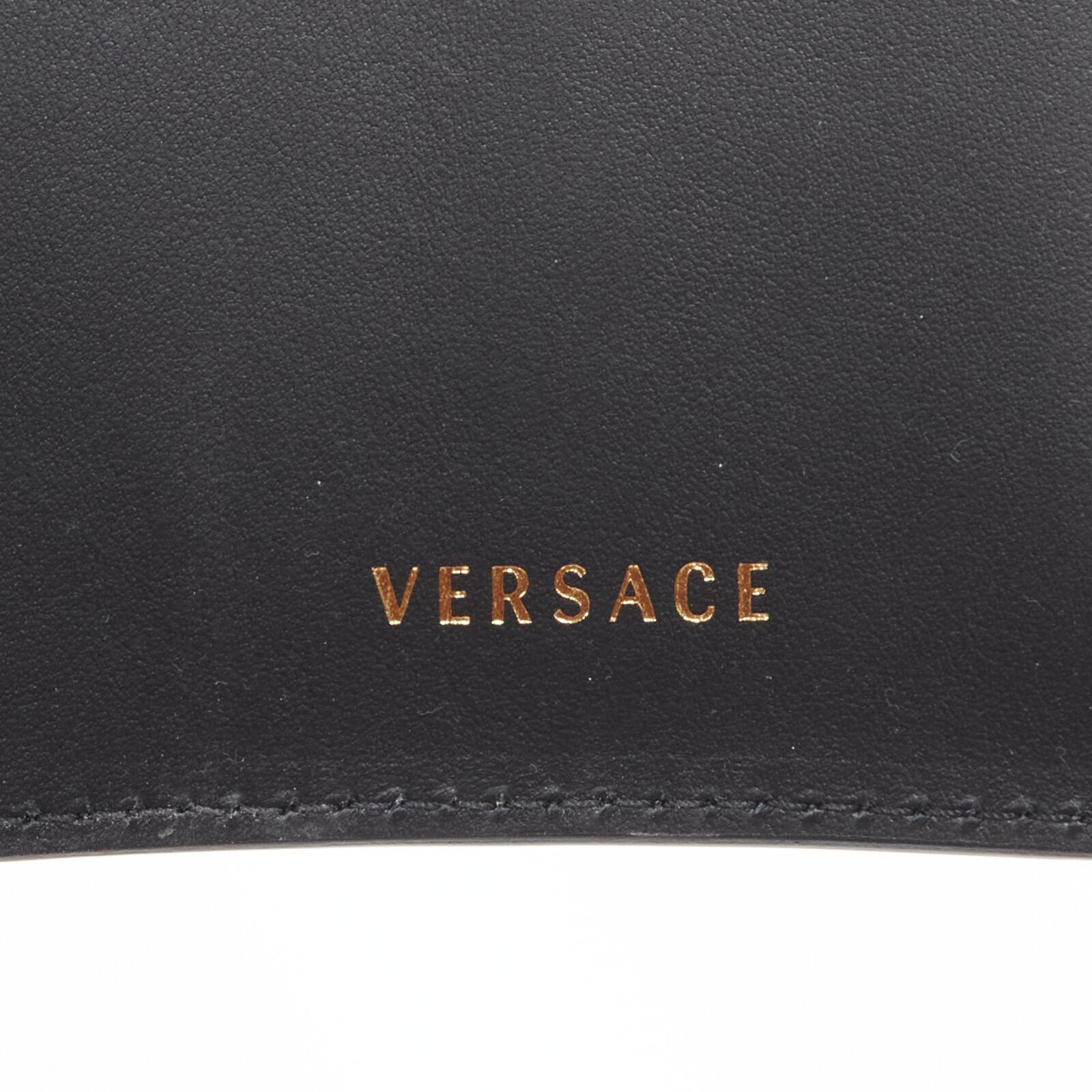 VERSACE 2019 Pasarela negro oro Medusa multibolsillo arnés bolso de brazo Raro en venta 3