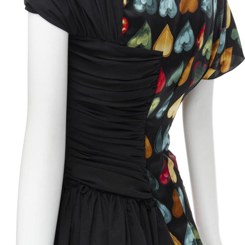VERSACE 2019 Pasarela Jim Dine vestido estampado corazón imperdible dorado IT38 XS en venta 3