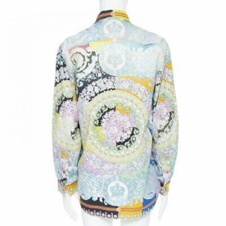 VERSACE 2019 Techno Baroque distressed cotton Medusa oversized shirt EU38 S In New Condition For Sale In Hong Kong, NT