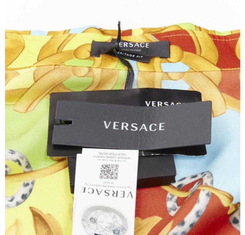 VERSACE 2020 Barocco Acanthus Pop Print Limited silk shirt EU38 XS For Sale 6