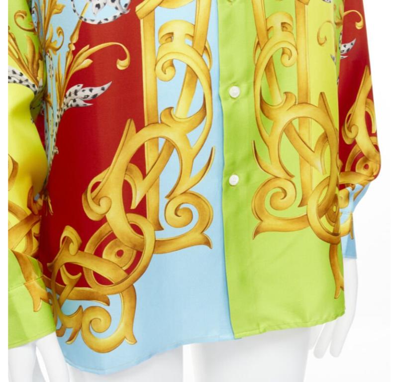 VERSACE 2020 Barocco Acanthus Pop Print Limited silk shirt EU38 XS For Sale 4