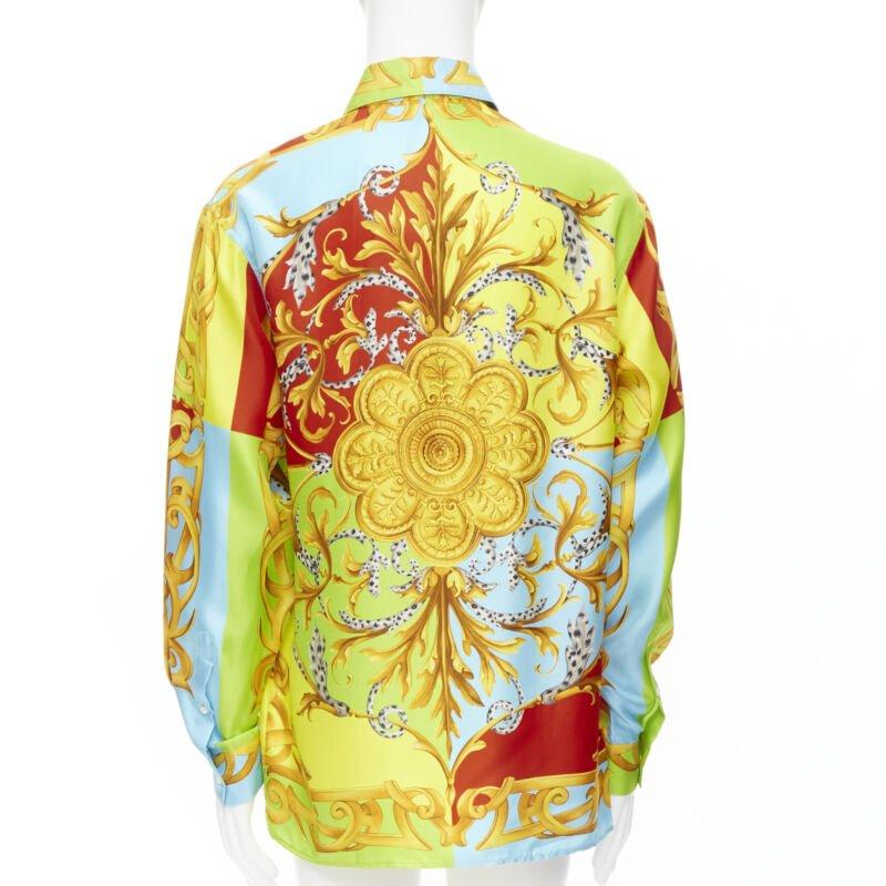 VERSACE 2020 Barocco Acanthus Pop Print Limited silk shirt EU39 S In New Condition For Sale In Hong Kong, NT