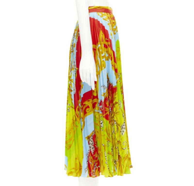 VERSACE 2020 Gonna midi plissettata Barocco Acanthus Pop Medusa IT38 XS In condizioni ottime in vendita a Hong Kong, NT