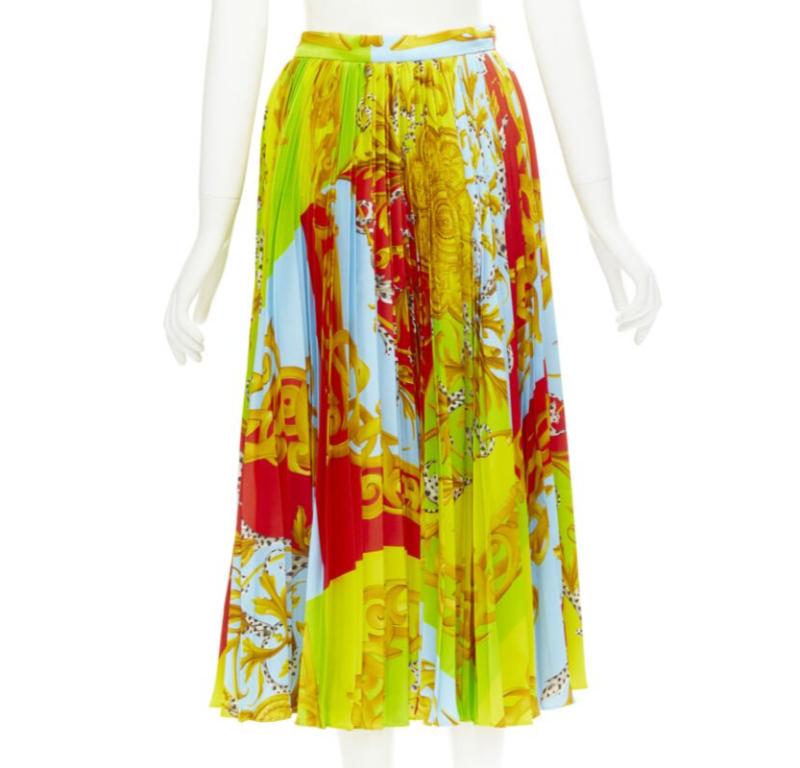 Donna VERSACE 2020 Gonna midi plissettata Barocco Acanthus Pop Medusa IT38 XS in vendita