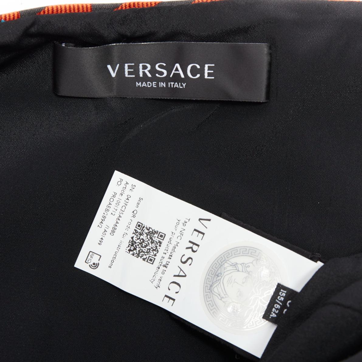 VERSACE 2021 La Greca red blue black logo geometric split mini skirt IT36 XXS For Sale 3