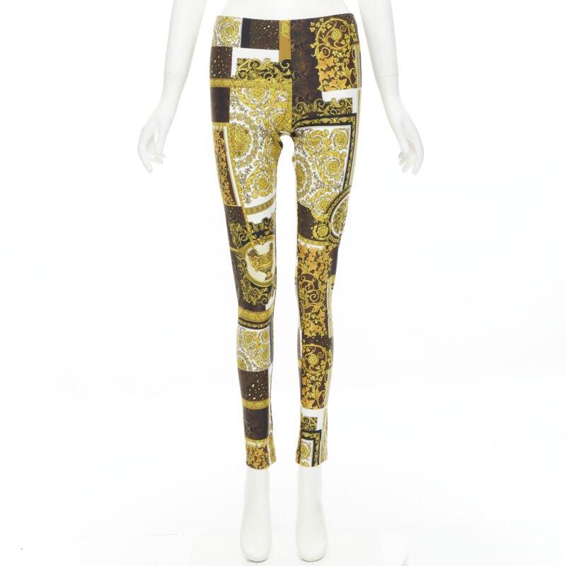 VERSACE 2021 Mosaico Barocco marrone stampa oro pantalone legging elasticizzato IT44 L. in vendita 3