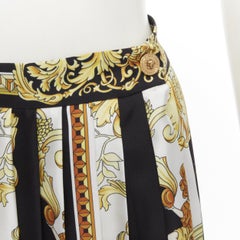 VERSACE 2021 Renaissance Barocco jupe plissée en soie noire et dorée IT40 S