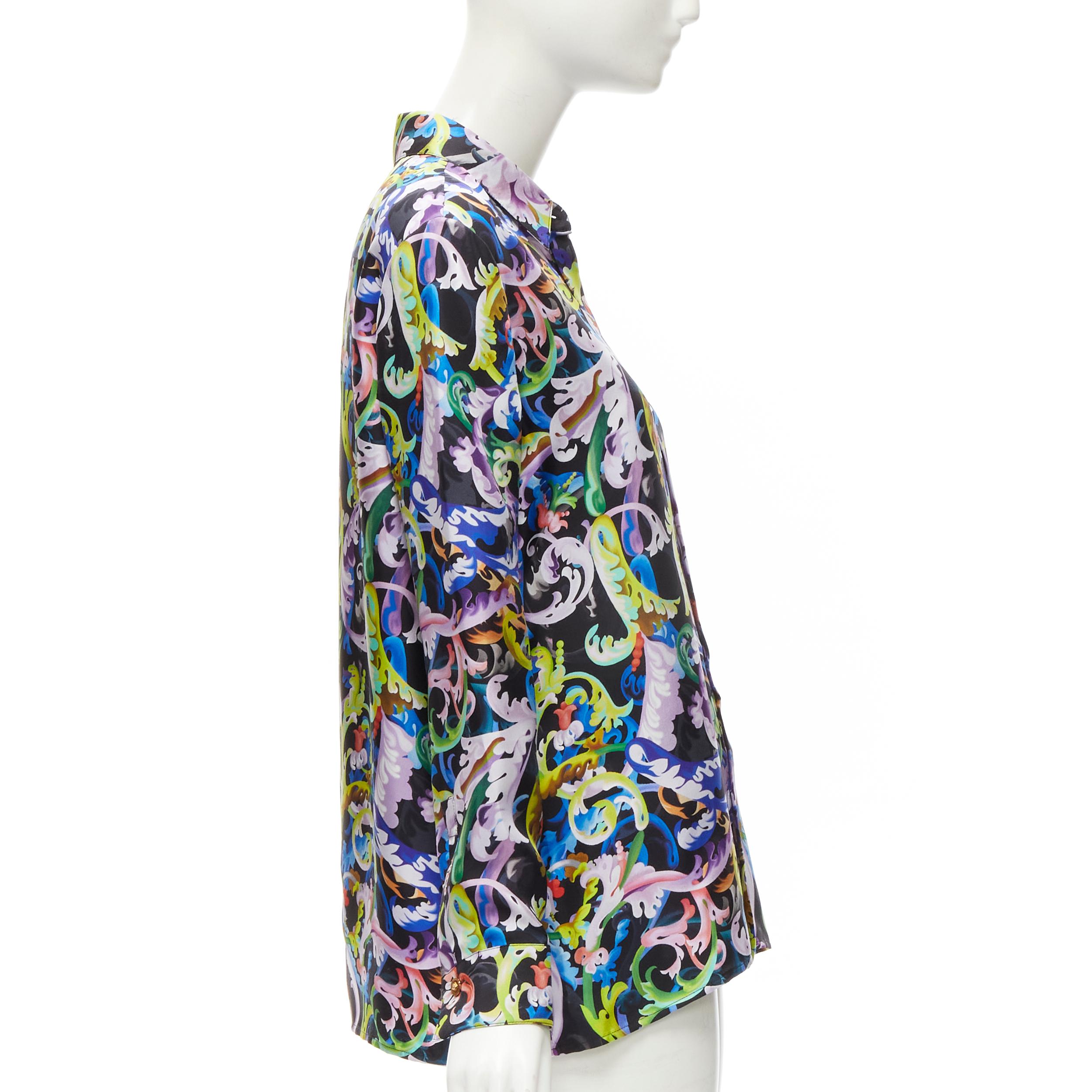 Gray VERSACE 2021 Runway Baroccoflage 100% silk gold Medusa shirt IT40 S For Sale
