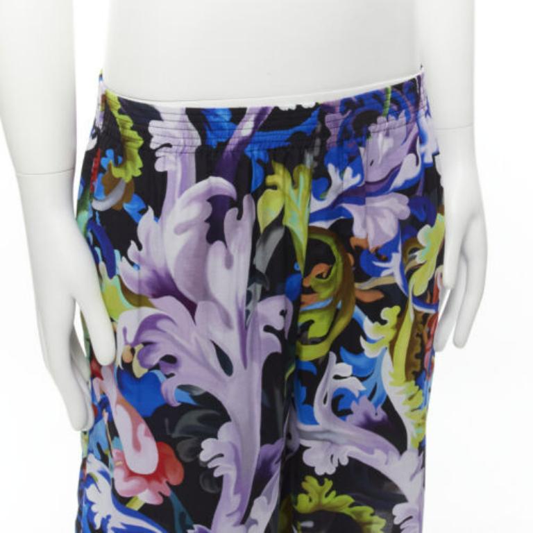 VERSACE 2021 Runway Baroccoflage floral baroque wide shorts IT46 S For Sale 2
