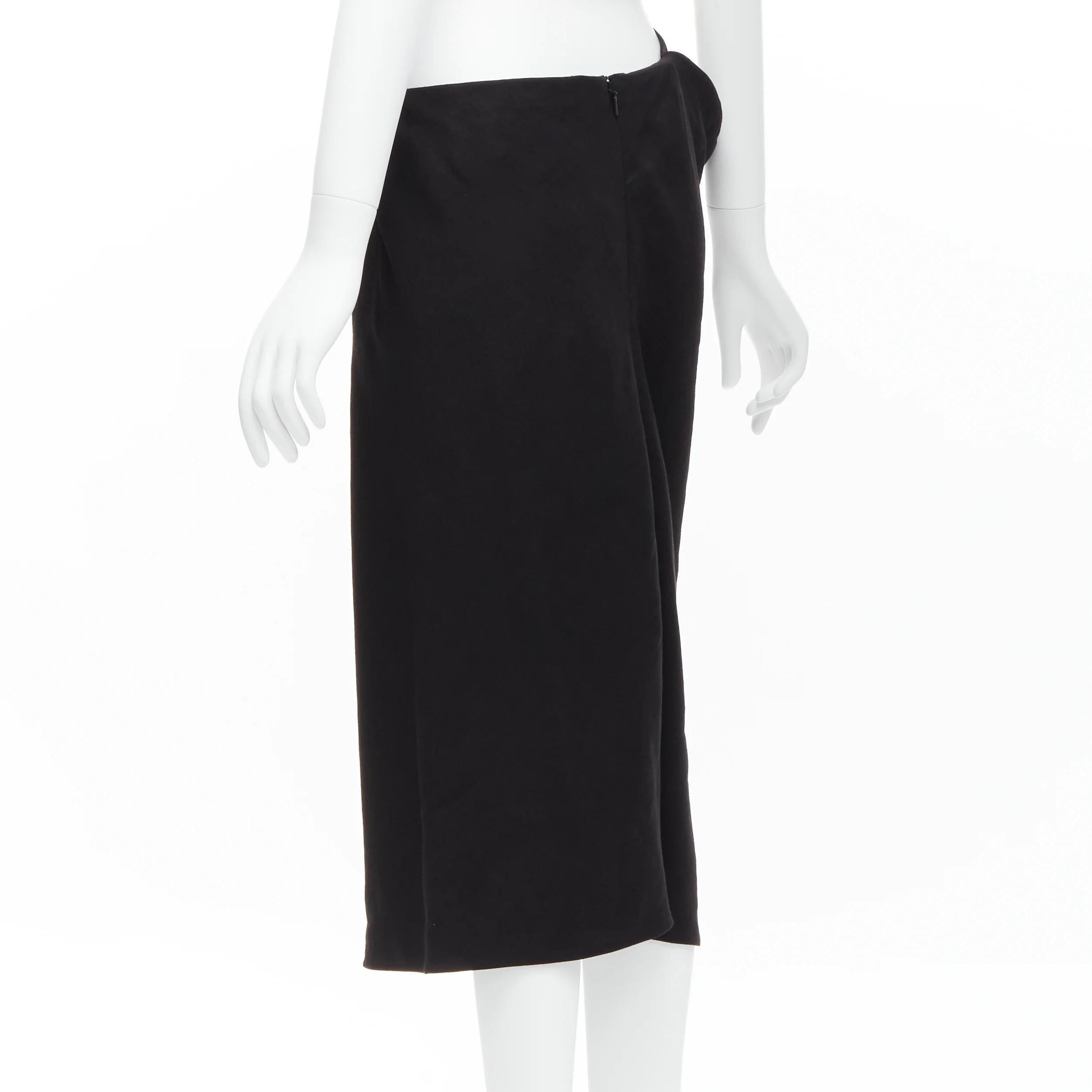 VERSACE 2021 Runway gold Medusa Medallion Coin cut out draped skirt Runway
Material: Linen, Viscose
Color: Black, Gold
Pattern: Solid
Closure: Zip
Extra Details: Design inspired by Y2K exposed thong straps. Gold Medallion Medusa coin at side hip