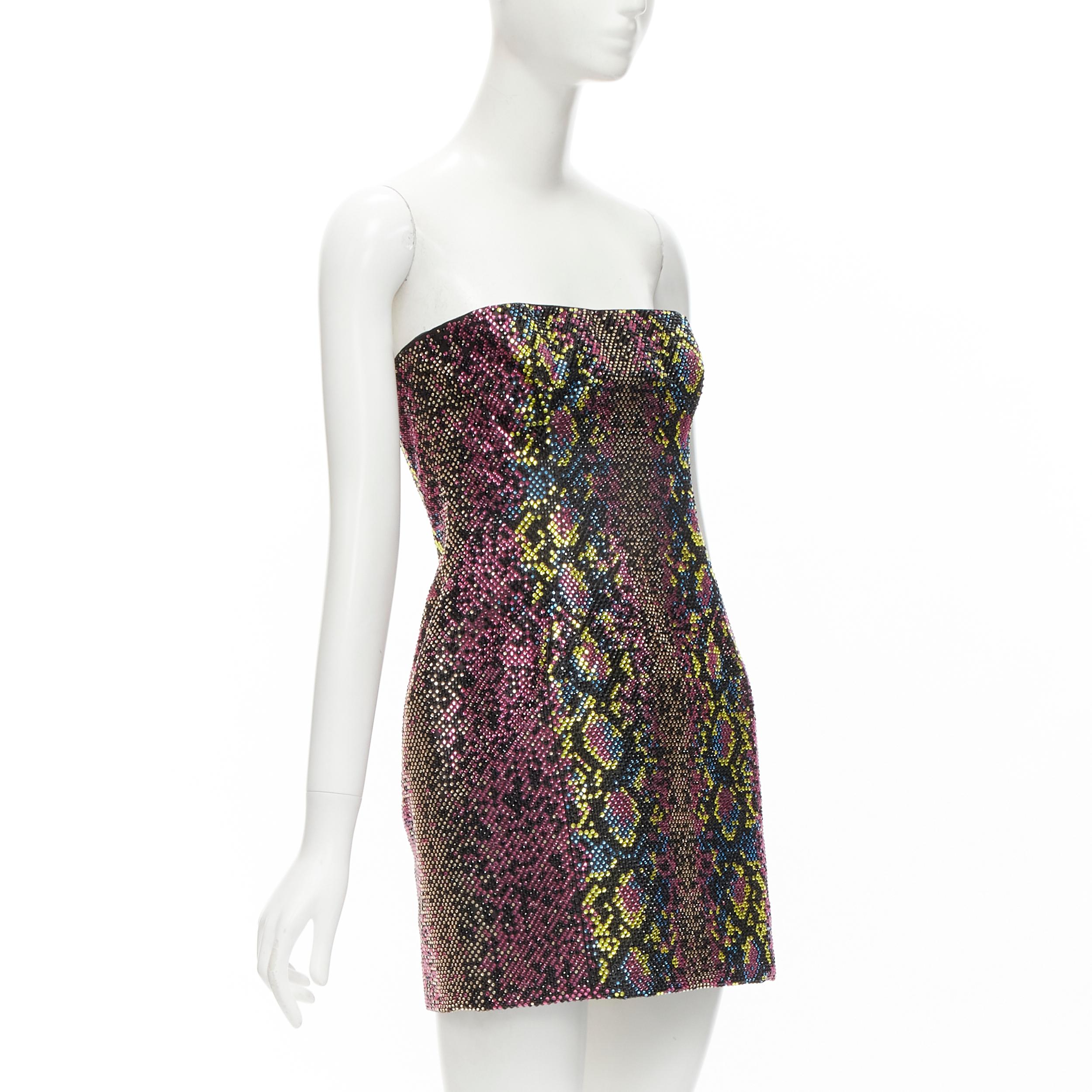 Noir VERSACE 2021 Runway Robe sans bretelles rose incrustée de cristaux incrustés IT40 S en vente