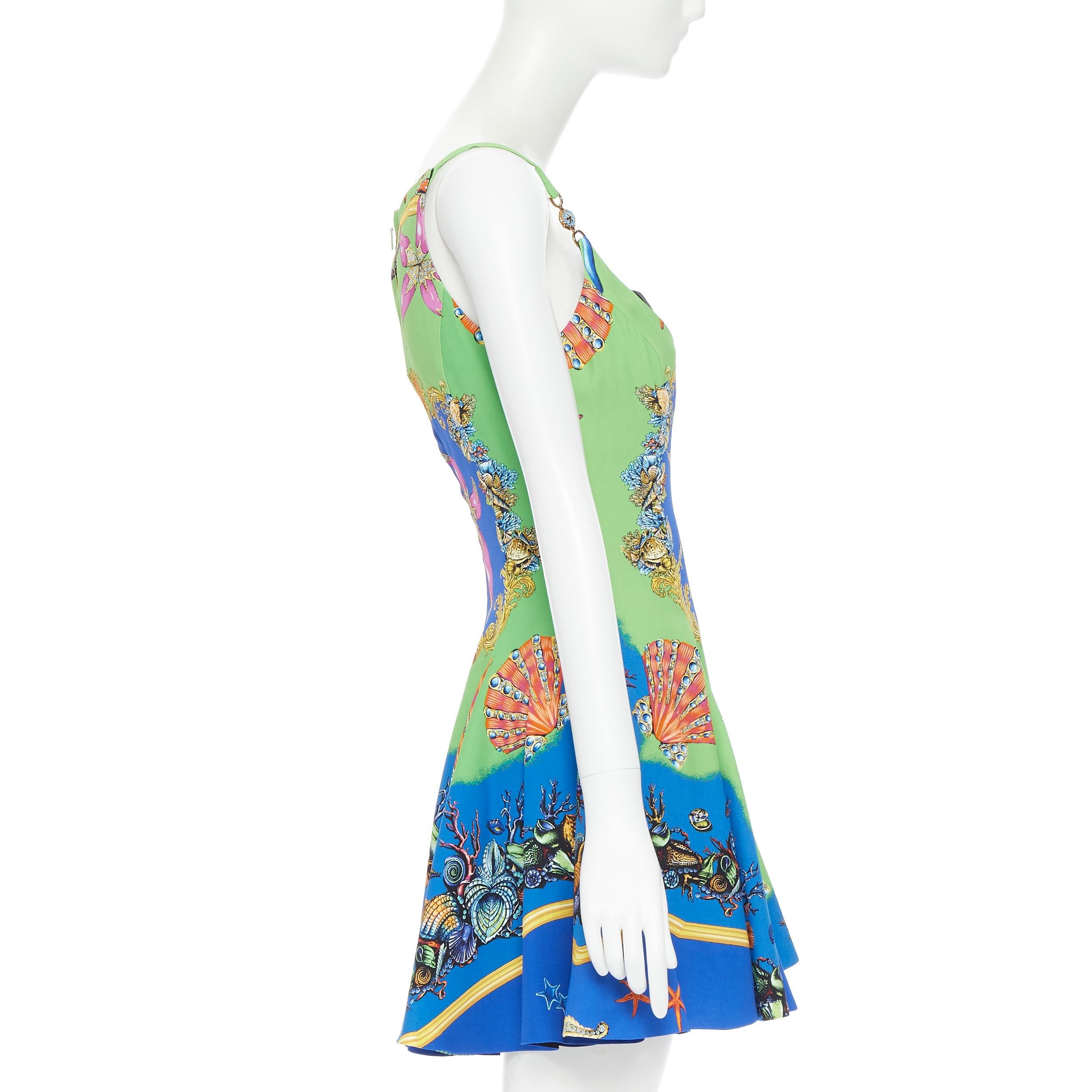 VERSACE 2021 Runway Tresor De La Mer green Medusa flared dress IT36 XXS In New Condition In Hong Kong, NT