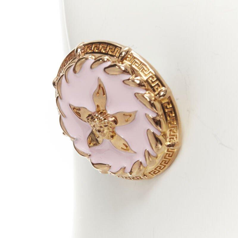 Women's VERSACE 2021 Runway Tresor De La Mer pink enamel gold Greca starfish earring For Sale
