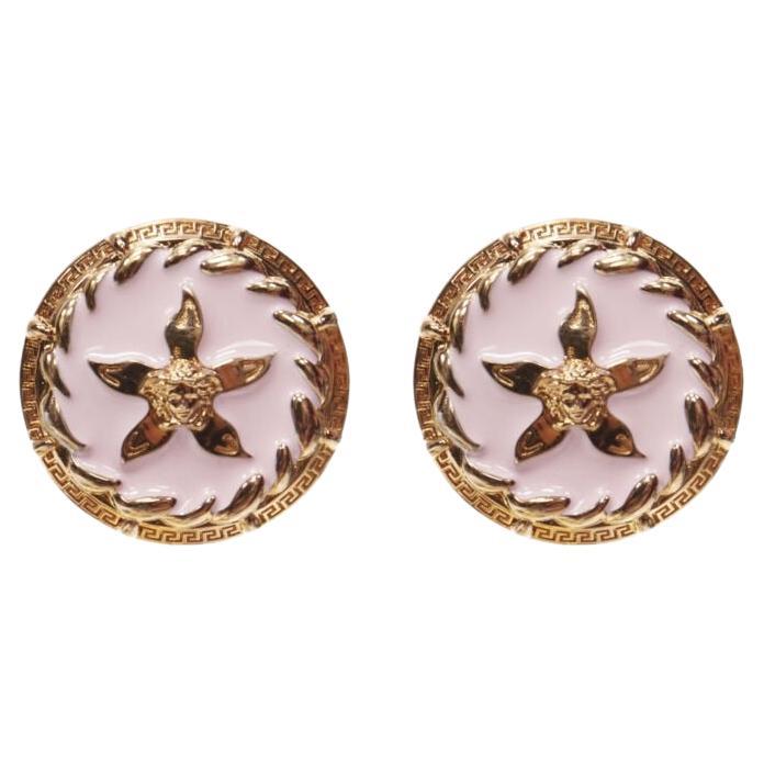 VERSACE 2021 Runway Tresor De La Mer pink enamel gold Greca starfish earring For Sale