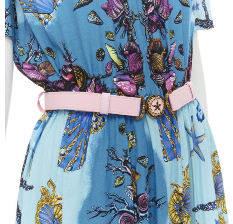 VERSACE 2021 Tresor De La Mer blue print starfish belt dress IT42 M
Reference: TGAS/C00898
Brand: Versace
Designer: Donatella Versace
Model: A89240 1F01009 5V010
Collection: Spring Summer 2021
Material: Viscose
Color: Blue
Pattern: Starfish
Closure: