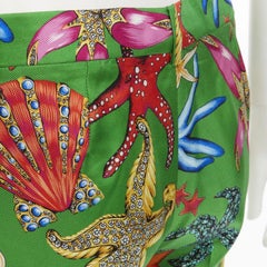 VERSACE 2021 Tresor De La Mer Laufsteg Hose mit grünem Seesternendruck IT38 XS