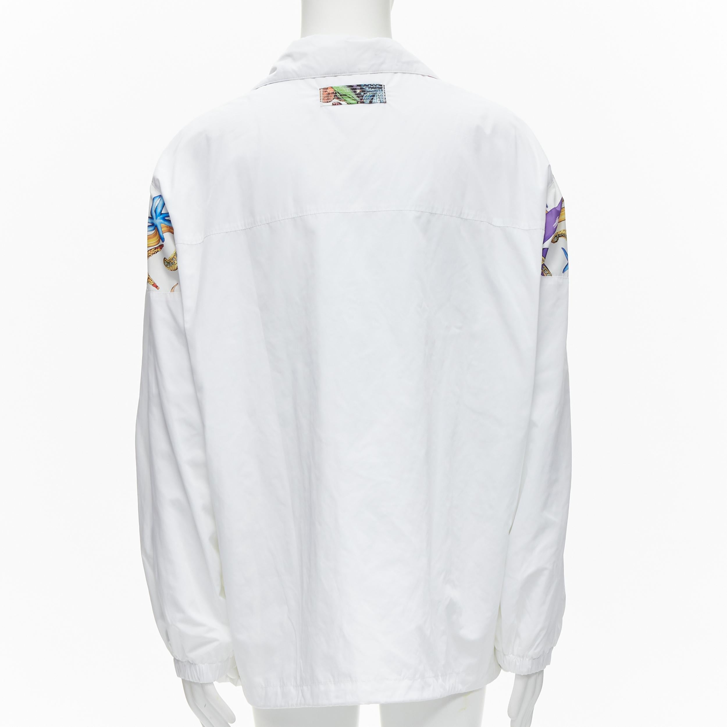 VERSACE 2021 Tresor De La Mer Laufsteg-Jacke aus weißem Seesternen track IT54 2XL Herren im Angebot