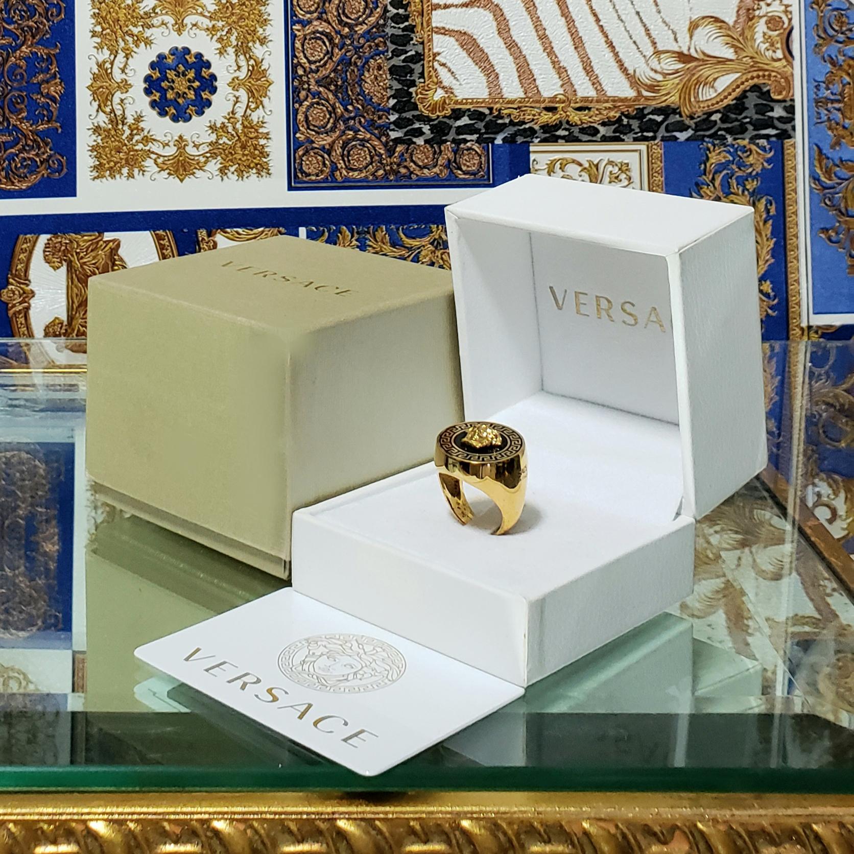versace gold ring 18k
