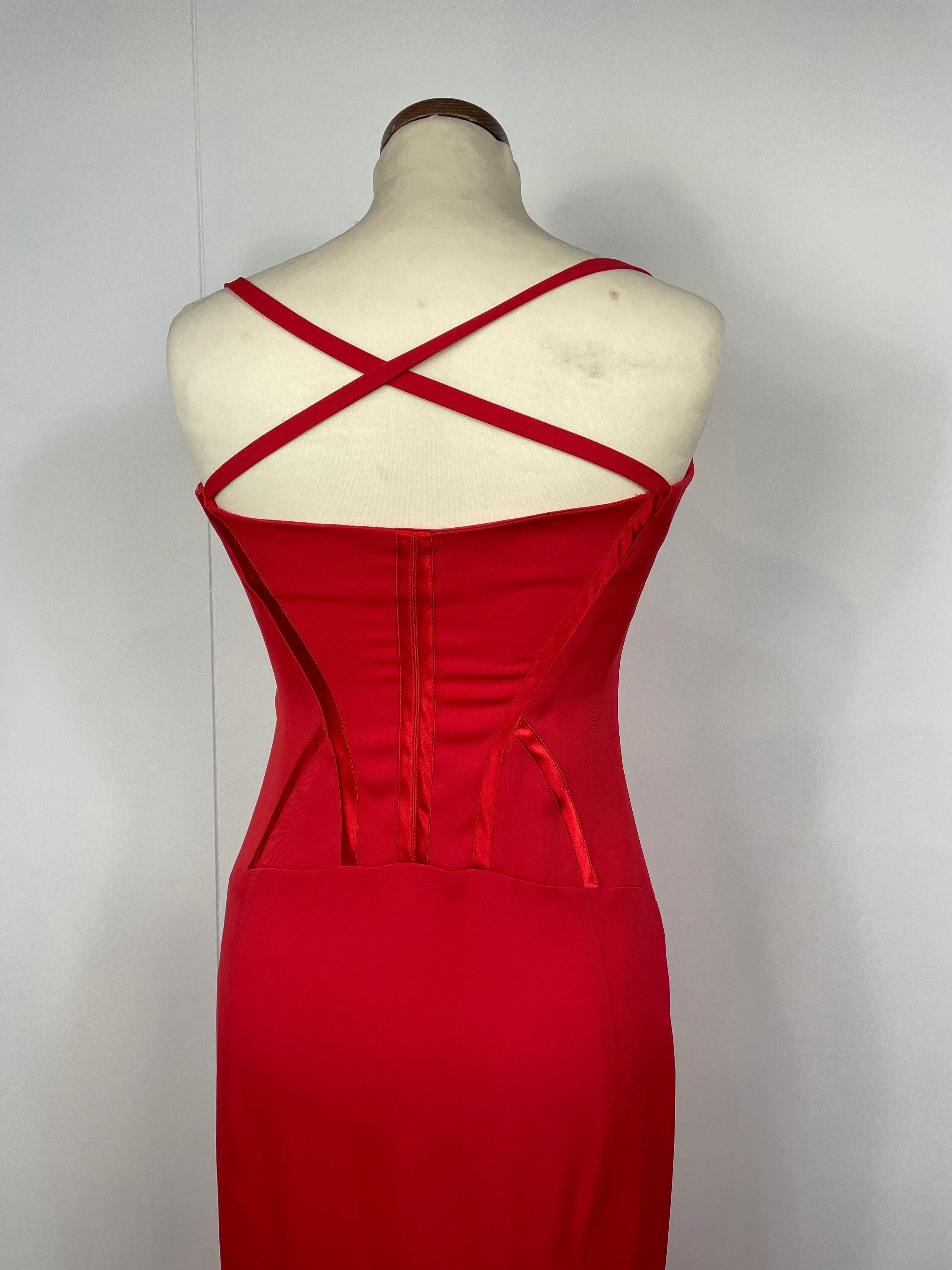 Robe longue rouge Versace des années 90 Pour femmes en vente