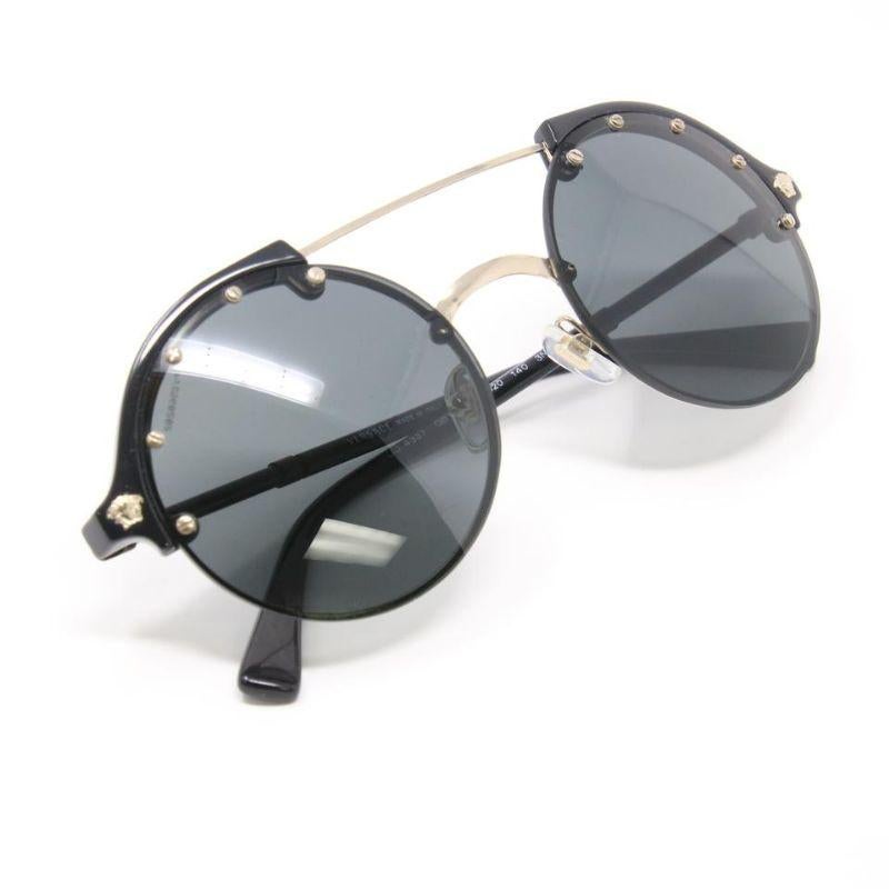 Versace 90's Retro Round Double Bridge Medusa Logo Unisex Greek 4337 Sunglasses

Versace Mod. 4337 sunglasses feature a round style is the perfect choice for all leisure activities, whether it's the beach or the streets while enhancing your style.