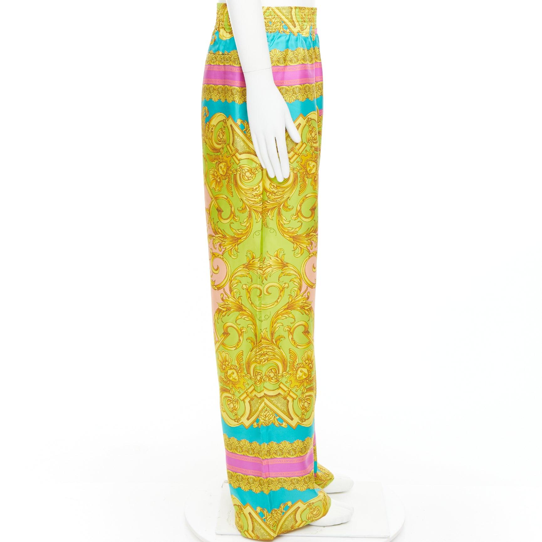 VERSACE Barocco Pantalon à jambe large imprimé graphique en sergé 100% soie EU48 M Neuf - En vente à Hong Kong, NT