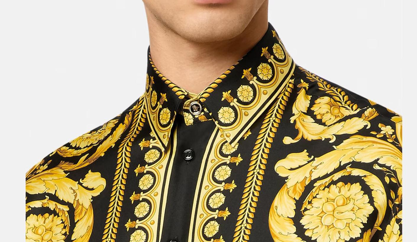 VERSACE BAROCCO PRINTED 100% SILK SHIRT Sz 50 - 40 (L) In New Condition In Montgomery, TX