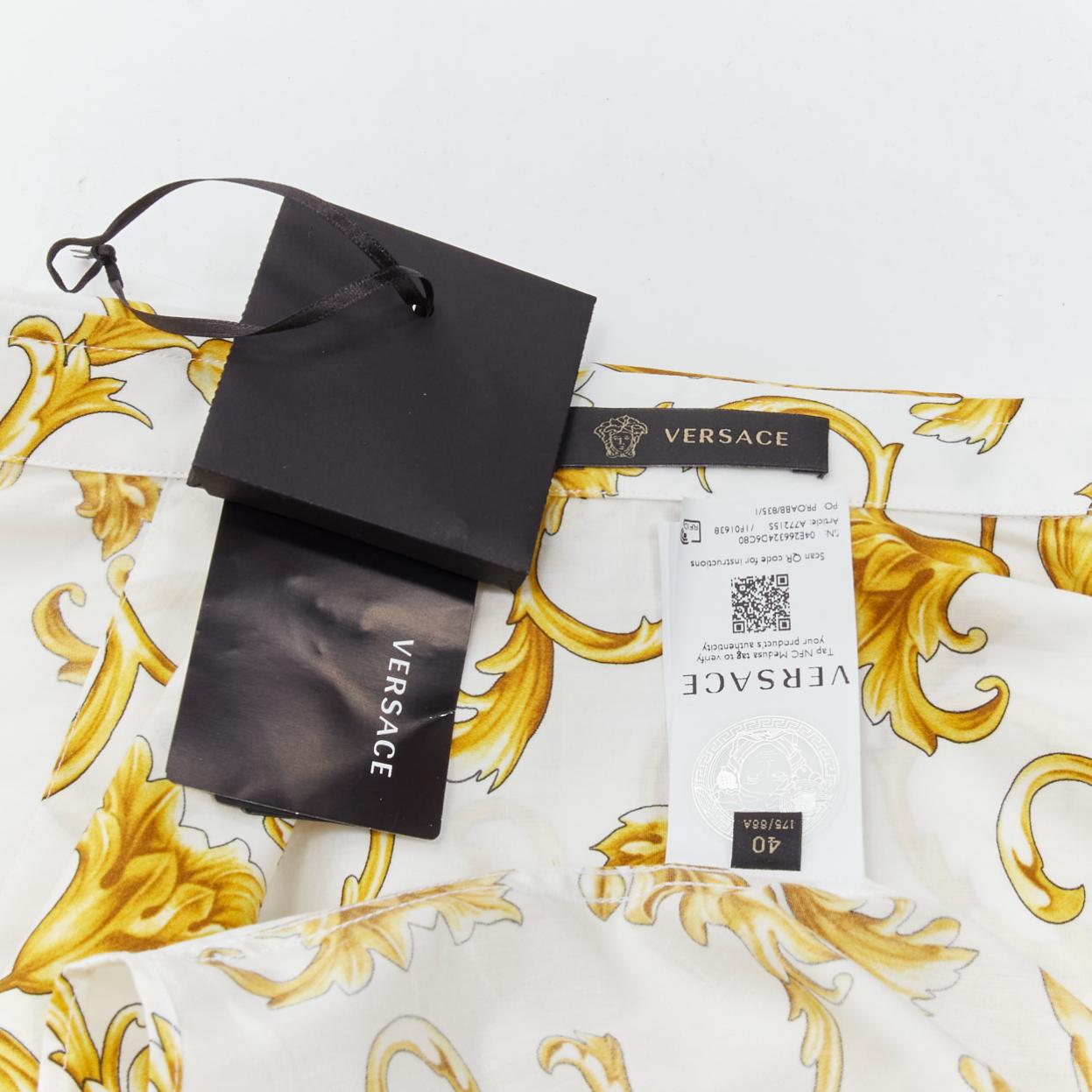 VERSACE Barocco Chemise en coton imprimé feuilles florales blanc or EU40 M en vente 5