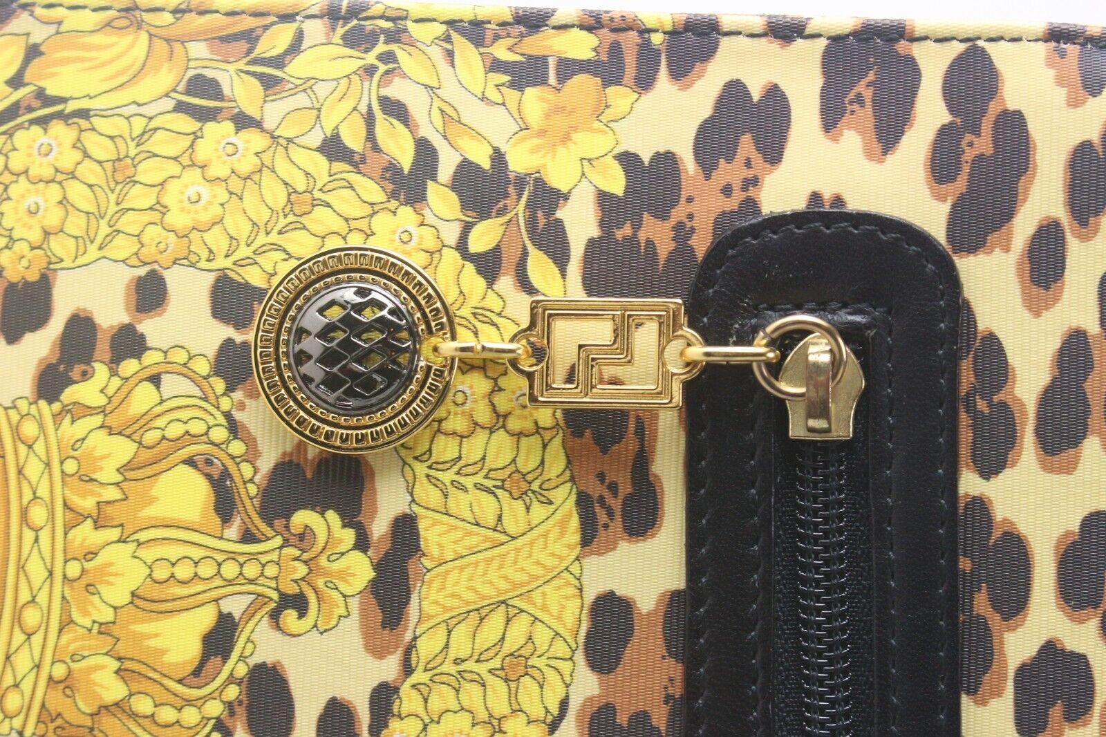 Versace Baroque Kelly Top Handle Flap 2way Crossbody Bag 1VER822K For Sale 7