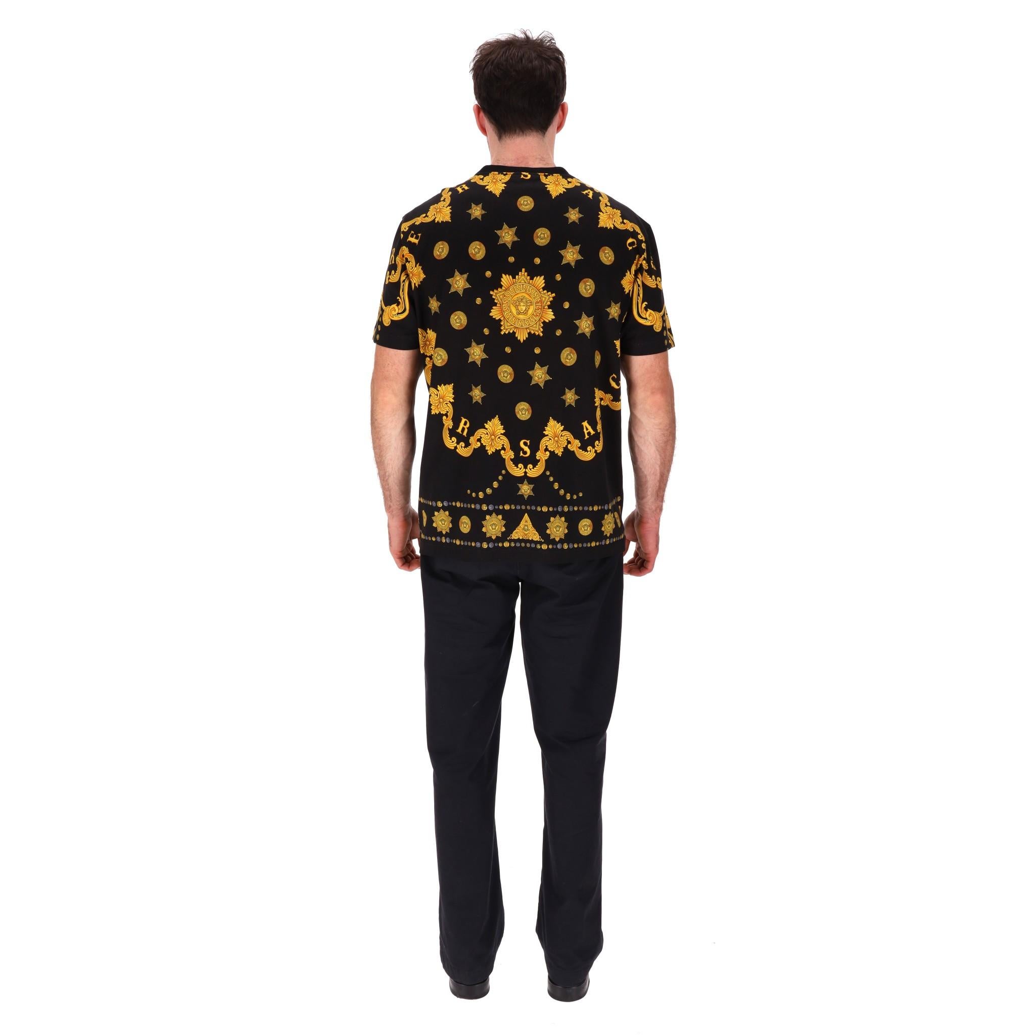 Versace Baroque Print Cotton Logo T-Shirt In Excellent Condition For Sale In London, GB