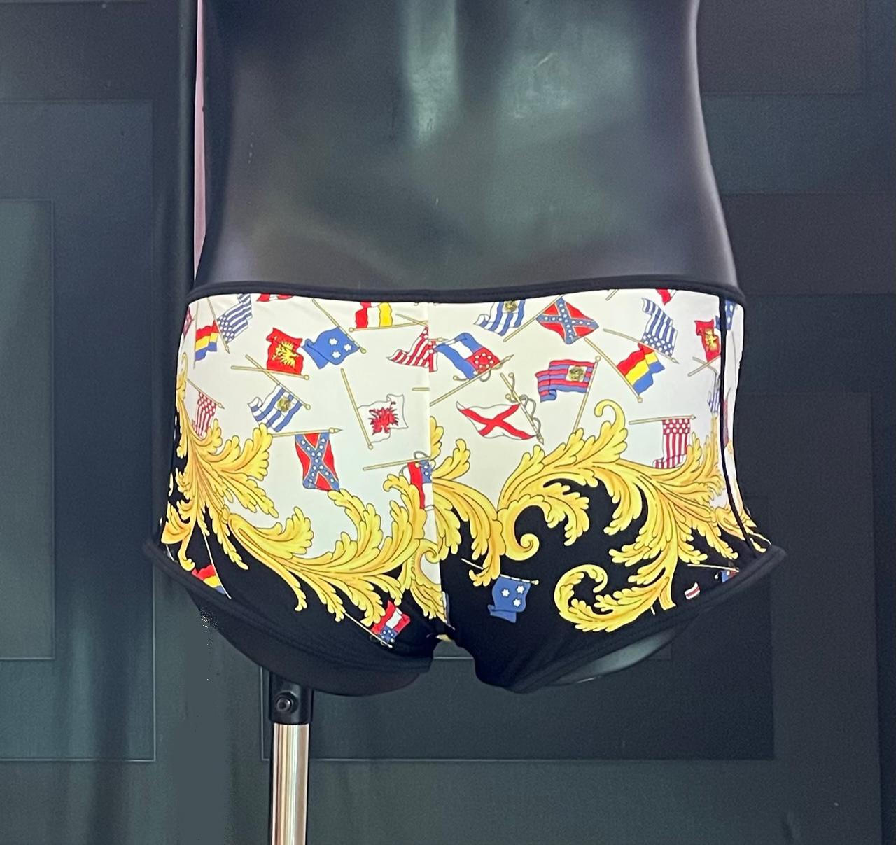VERSACE BAROQUE PRINT SWIMMING TRUNKS Size Sz 5 For Sale 2