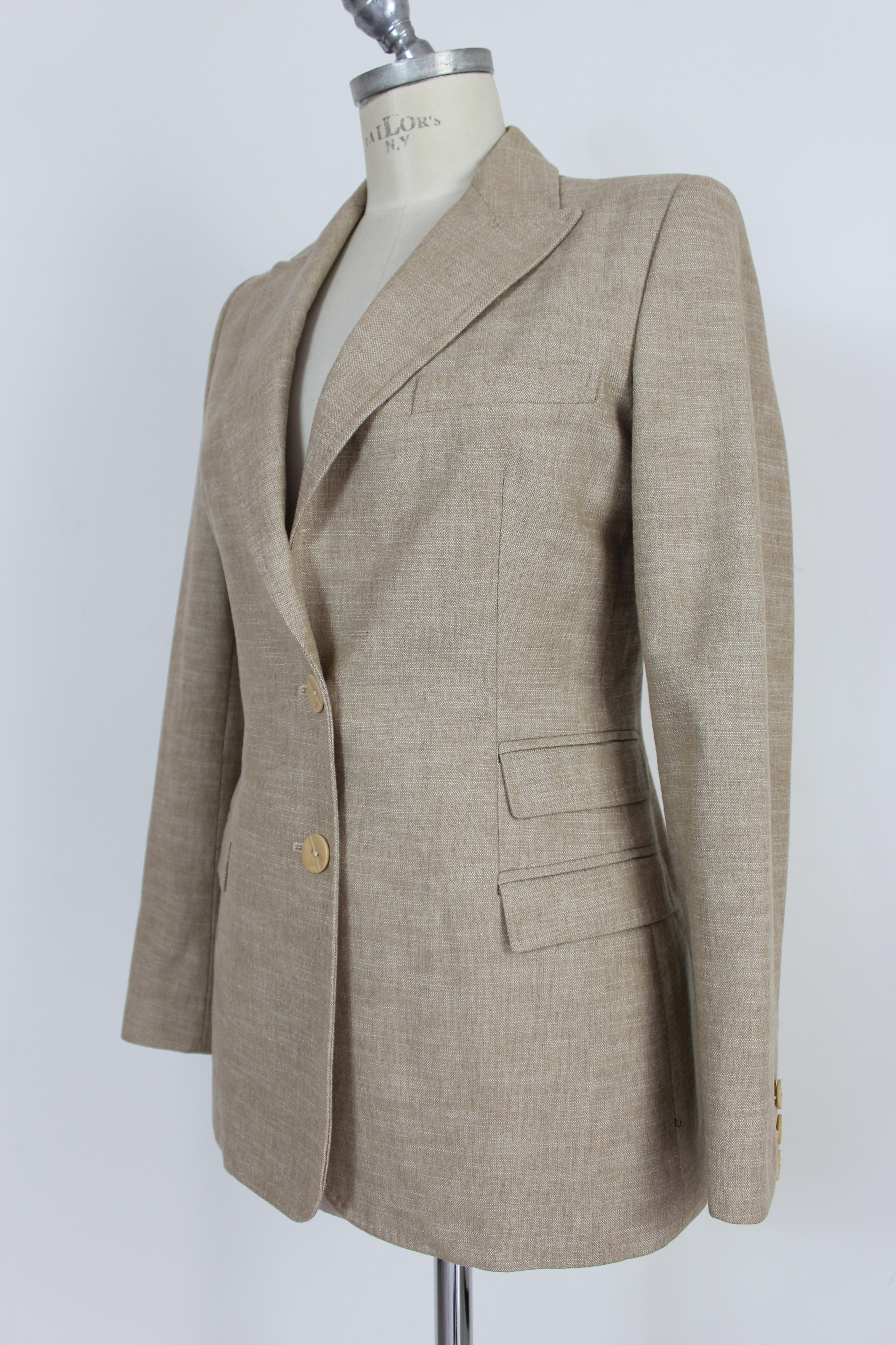 Versace - Blazer tailleur mince ajusté en coton et lin avec empiècement en poil de lapin beige, années 1990  Pour femmes en vente