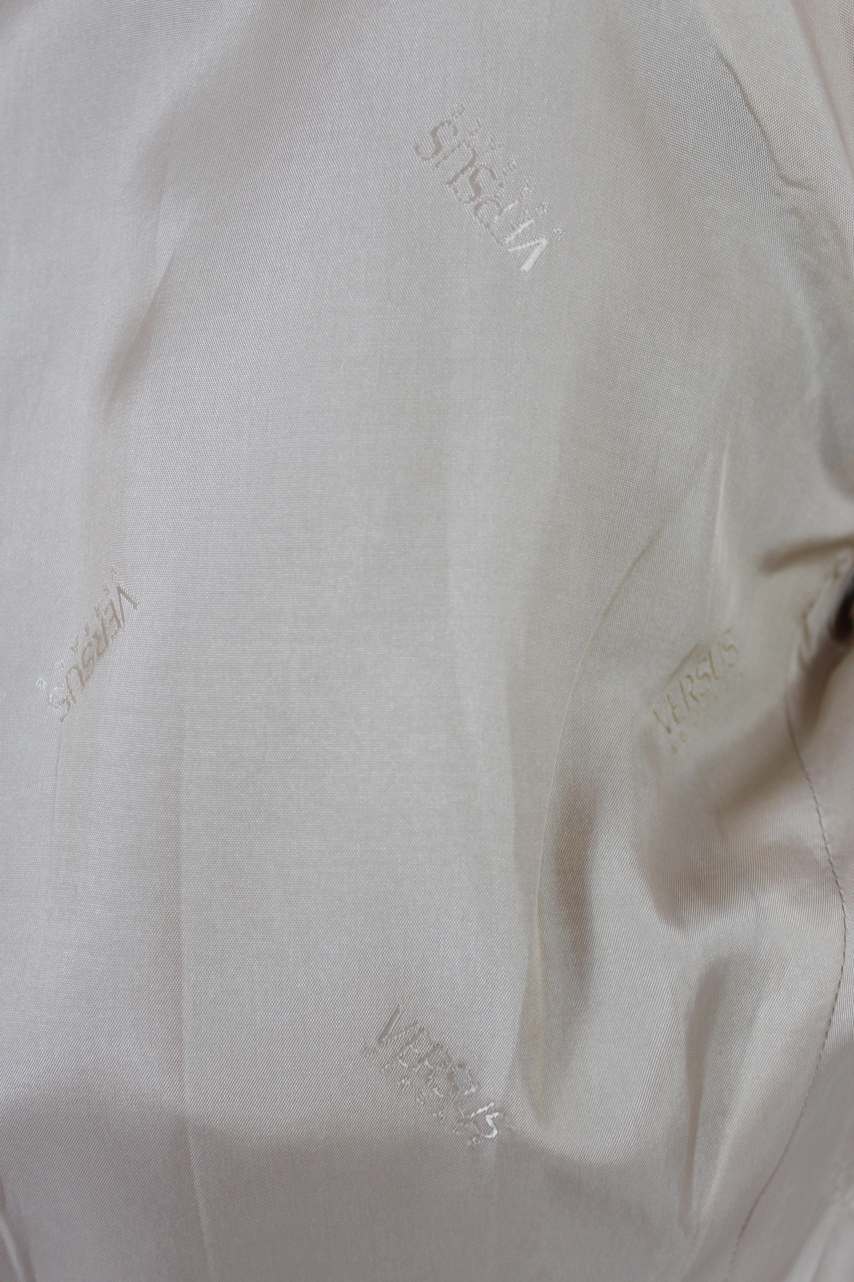 Versace Giacca blazer beige in cotone e lino con inserto in pelo di coniglio, slim fit, anni '90 3