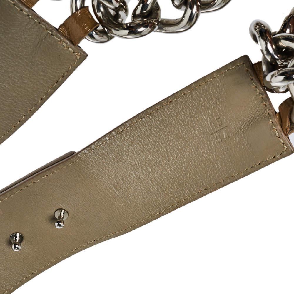 Cintura con placca logo Versace beige in vernice e catena 85CM 1