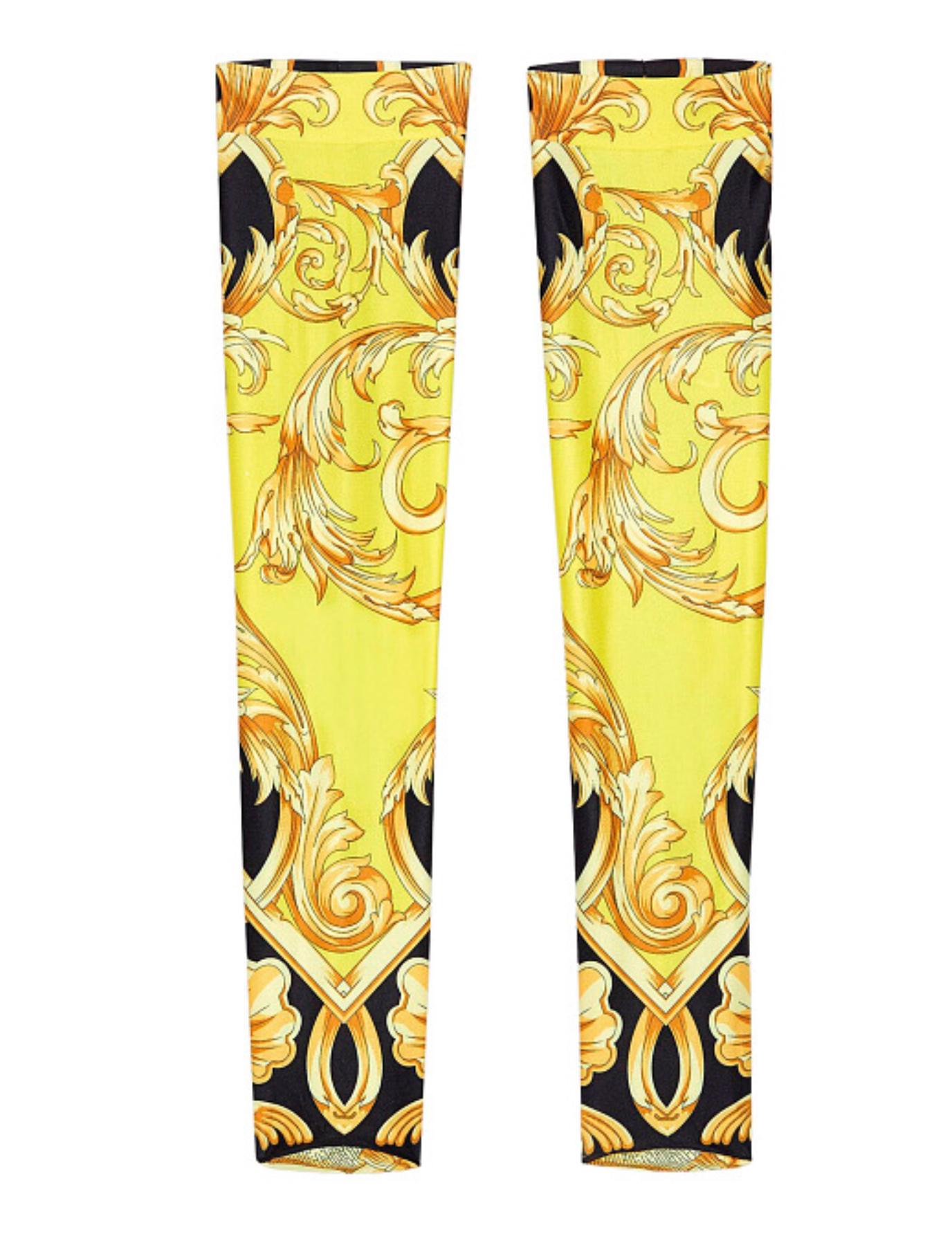 Versace Black and Gold Barocco Femme Print Ladies Socks Size Medium In New Condition For Sale In Paradise Island, BS