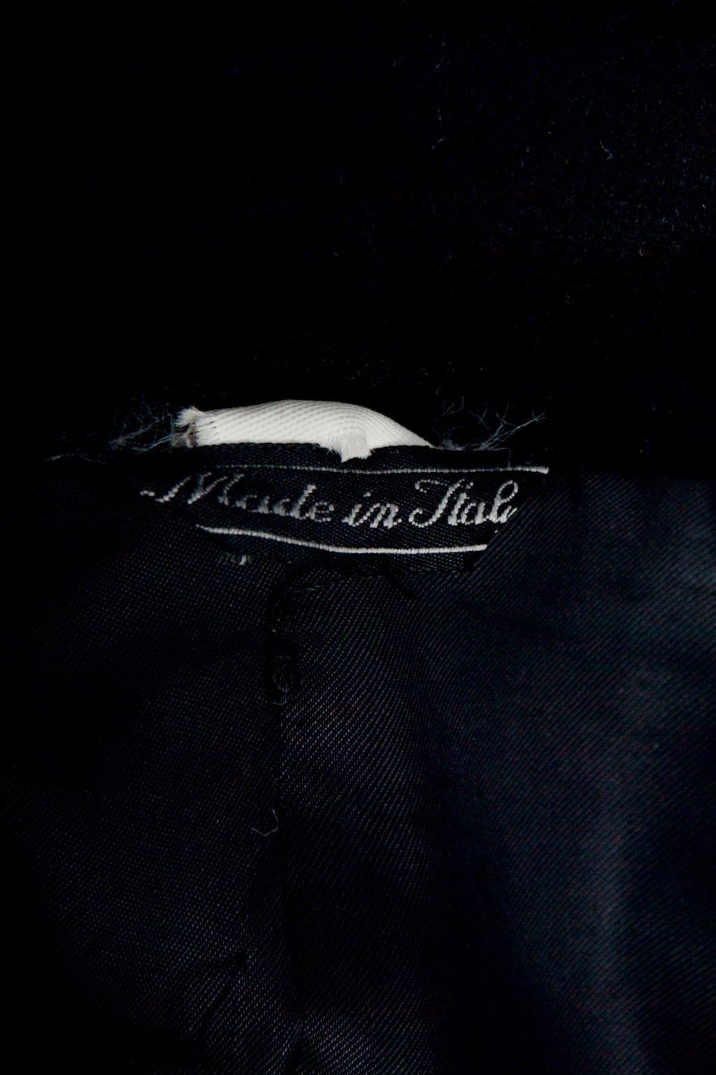 Versace Schwarzer Mantel aus einer Kaschmirmischung im Angebot 8